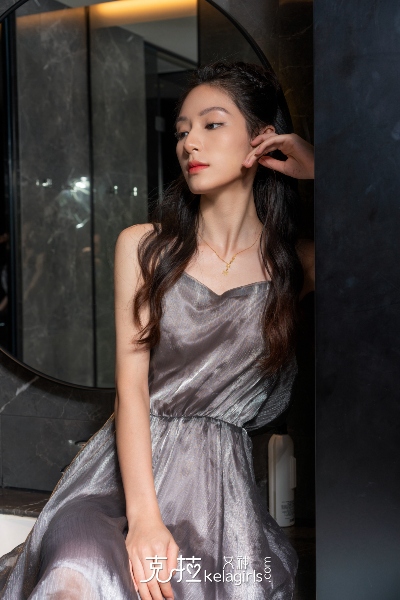 人间水蜜桃三女一男网名